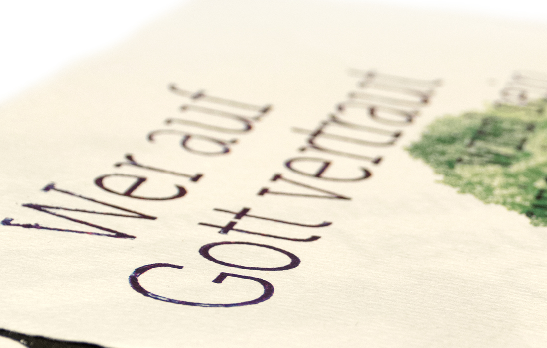 schreibgefuehl-buettenpapier-wer-auf-gott-vertraut-papeterie-bibelvers-detail-2