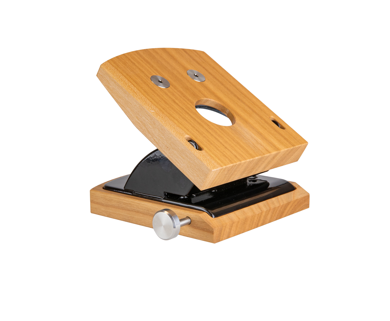 schreibgefuehl-locher-handfest-holz-design-schraeg
