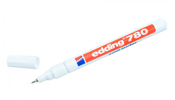 Der edding 780 in Weiß ist ein praktischer Lackmarker – geeignet für fast alle Oberflächen!