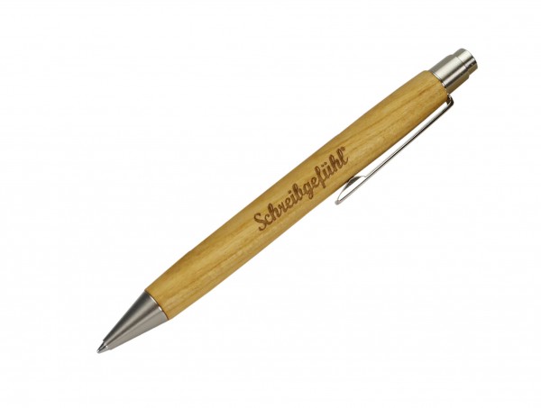 Der Kugelschreiber ist aus Kirschholz gefertigt! Der Stift liegt durch das Holz besonders angenehm in der Hand.